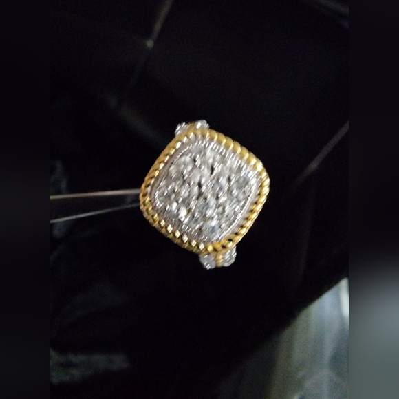 925 Sterling Silver Diamond Ring - Picture 3 of 10